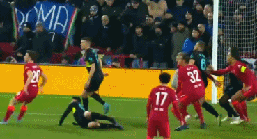 足球曝巴黎双星关系紧张，更衣室氛围引担忧