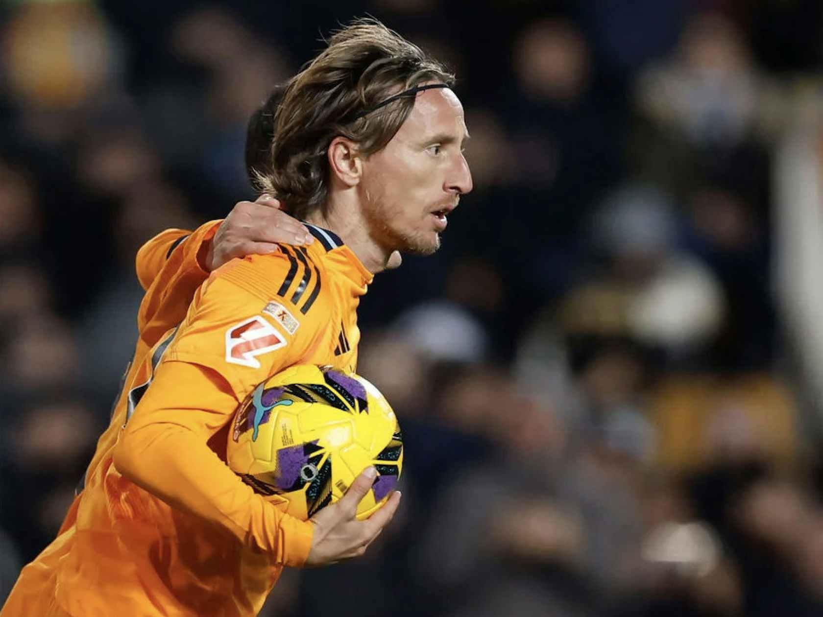 首球还是没来！英超官方认定维尔茨进球为对方球员乌龙